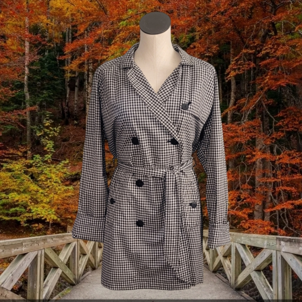 Lightweight Black and White Gingham Trench Coat